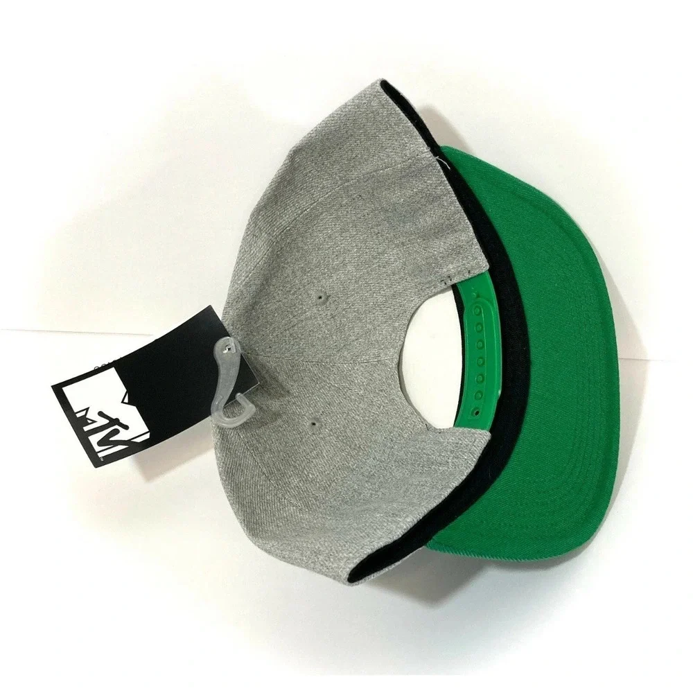 New MTV SNAPBACK HAT heather gray green flat bill retro 90s tv music Unisex